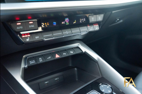 Audi A3 Sportback 45 TFSI e S edition Competition Ruitleder|Matrix|RSSeats|Sfeer|