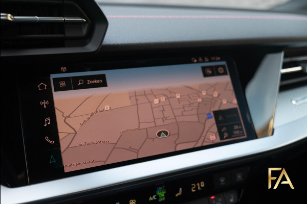 Audi A3 Sportback 45 TFSI e S edition Competition Ruitleder|Matrix|RSSeats|Sfeer|