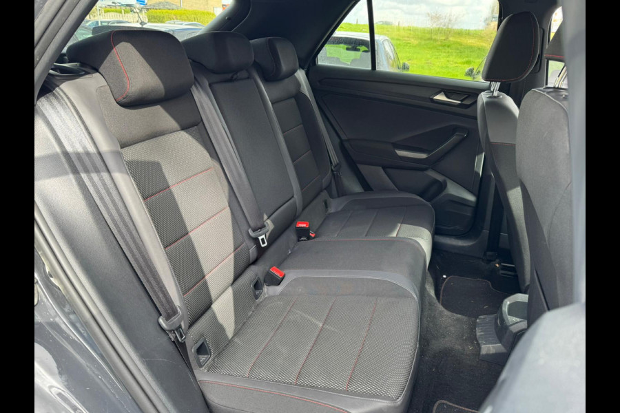 Volkswagen T-Roc 1.5 TSI 150PK DSG STYLE CAMERA/ACC/NAVI/CARPLAY