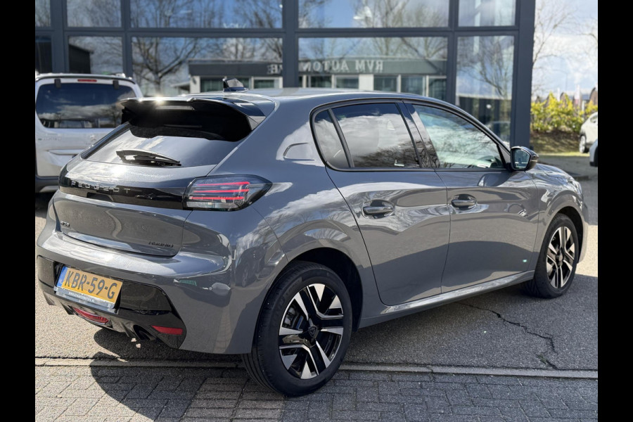 Peugeot 208 1.2 Hybrid 110 e-DCS6 Allure VAN €25.900,- NU VOOR SLECHTS €22.877,- Uw LENTEVOORDEEL €3.023,-FABRIEKSGARANTIE t/m 03-2027 | TOPSTAAT! | KEYLESS ENTRY | APPLE CARPLAY-ANDROID AUTO| PARKEERSENSOREN VOOR EN ACHTER |