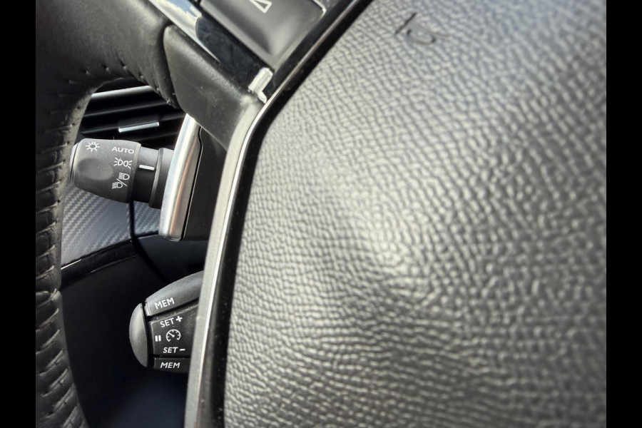 Peugeot 208 1.2 Hybrid 110 e-DCS6 Allure VAN €25.900,- NU VOOR SLECHTS €22.877,- Uw LENTEVOORDEEL €3.023,-FABRIEKSGARANTIE t/m 03-2027 | TOPSTAAT! | KEYLESS ENTRY | APPLE CARPLAY-ANDROID AUTO| PARKEERSENSOREN VOOR EN ACHTER |