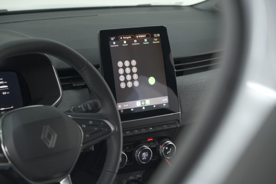 Renault Clio TCe 90 GPF techno | 360 Camera | Adaptieve Cruise Control | Navigatie | 9.3 Inch Groot Scherm