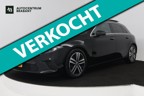 Mercedes-Benz A-Klasse 180 Business Solution Luxury (PANORAMADAK, STOELVERWARMING, SFEERVERLICHTING, ELEKTR STOELEN, NAVIGATIE)
