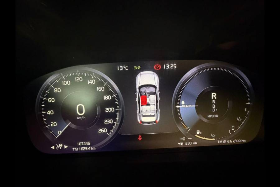 Volvo XC40 T4 Aut. Plug-in Hybrid R-Design ACC Leder Parkeercamera 211pk