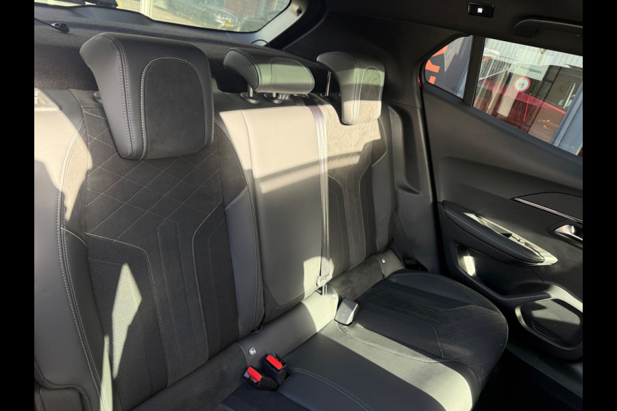 Peugeot 2008 1.2 PureTech GT | 155PK | Pano | LED | Camera