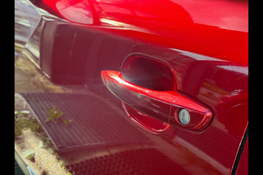 Peugeot 2008 1.2 PureTech GT | 155PK | Pano | LED | Camera