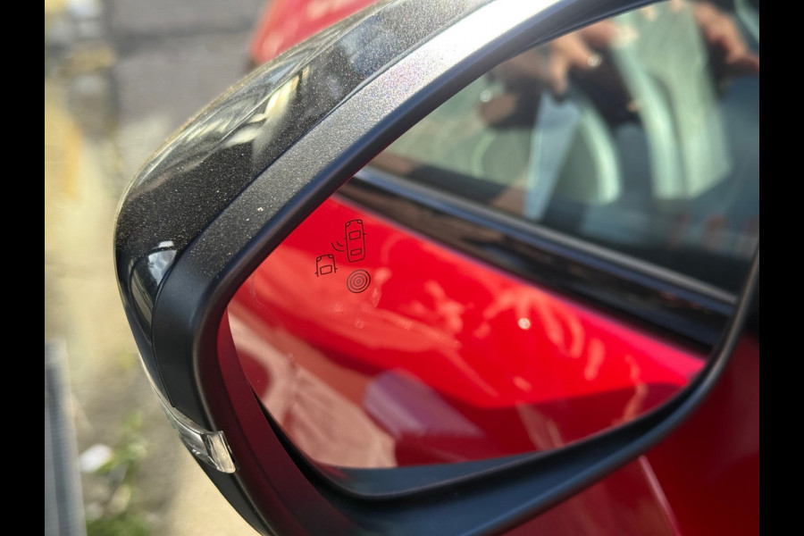 Peugeot 2008 1.2 PureTech GT | 155PK | Pano | LED | Camera