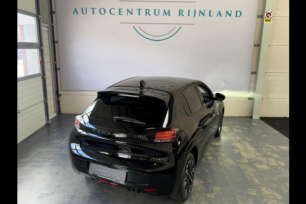 Peugeot 208 1.2 Hybrid 145 e-DCS6 Allure Automaat Stoelverwarming 1 Jaar Garantie