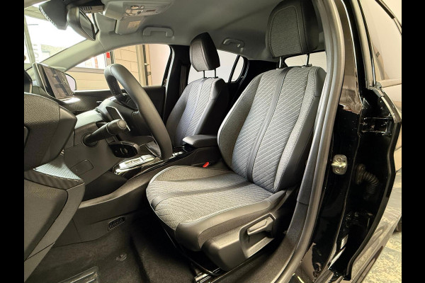 Peugeot 208 1.2 Hybrid 145 e-DCS6 Allure Automaat Stoelverwarming 1 Jaar Garantie