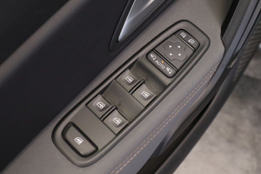 Dacia Duster 1.3 TCe 150 Extreme Automaat Navigatie Camera 24 maanden garantie mogelijk (*vraag naar de voorwaarden)