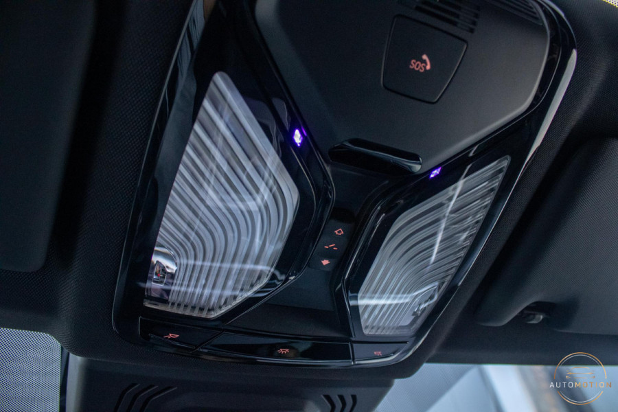 BMW 3-serie 330e PANO MEMORY M PAKKET CAMERA HUD