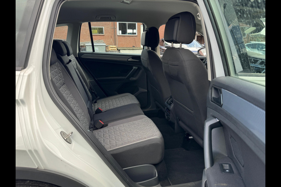 Volkswagen Tiguan E-Hybrid 245PK DSG LIFE TREKHAAK/VIRTUAL/STUURVERW.