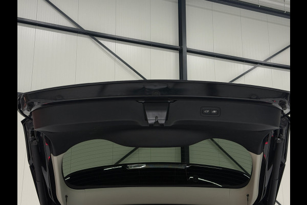Lynk & Co RS Shadow Edition 01 1.5 262PK Pano 360° Navi Adapt cruise 262PK Elekr. Achterklep 1800KG Trekgewicht