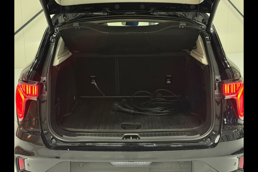 Lynk & Co RS Shadow Edition 01 1.5 262PK Pano 360° Navi Adapt cruise 262PK Elekr. Achterklep 1800KG Trekgewicht