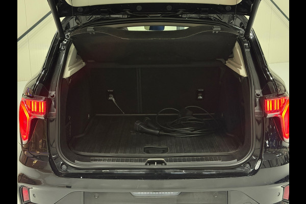 Lynk & Co RS Shadow Edition 01 1.5 262PK Pano 360° Navi Adapt cruise 262PK Elekr. Achterklep 1800KG Trekgewicht