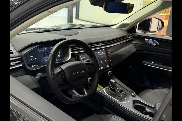 Lynk & Co RS Shadow Edition 01 1.5 262PK Pano 360° Navi Adapt cruise 262PK Elekr. Achterklep 1800KG Trekgewicht