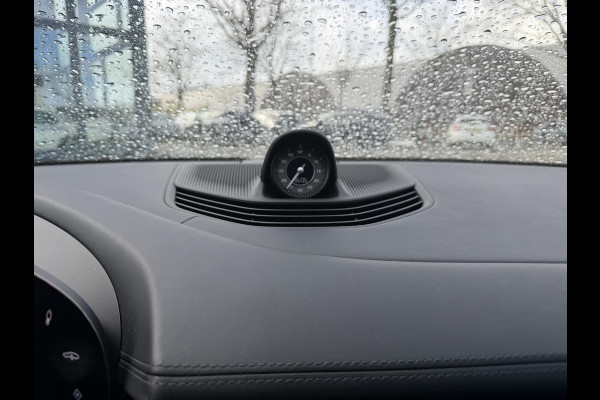 Porsche Taycan Performance 84 kWh VAN €79.900,- VOOR €74.440,- UW LENTEVOORDEEL: € 5.460,-! |SOH 100% | SPORT-CHRONO-PAKKET | CRUISE CONTROL ADAPTIEF MET STOP&GO | PANO | MEMORY SEATS  | 360 GRADEN CAMERA | VOLLE AUTO | 17.000KM |