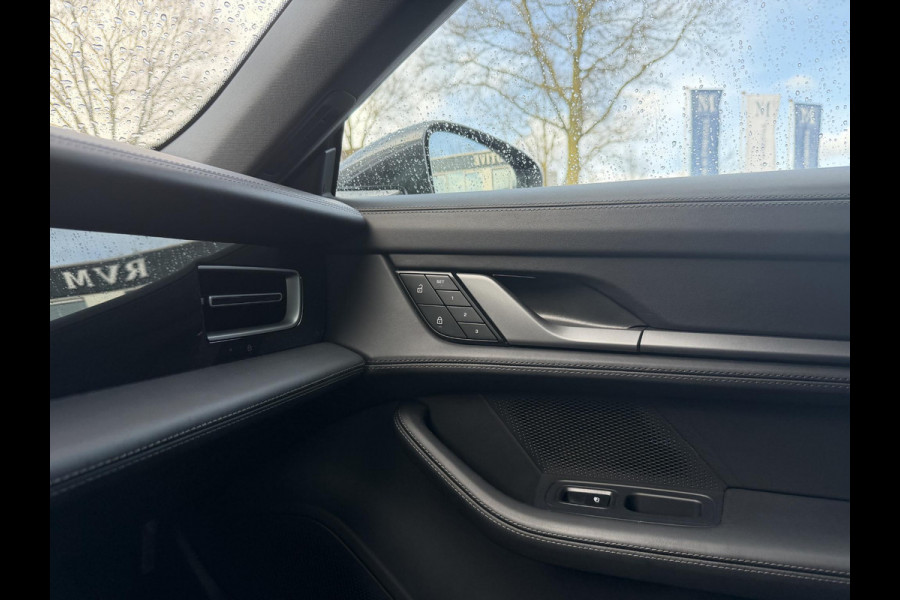 Porsche Taycan Performance 84 kWh VAN €79.900,- VOOR €74.440,- UW LENTEVOORDEEL: € 5.460,-! |SOH 100% | SPORT-CHRONO-PAKKET | CRUISE CONTROL ADAPTIEF MET STOP&GO | PANO | MEMORY SEATS  | 360 GRADEN CAMERA | VOLLE AUTO | 17.000KM |