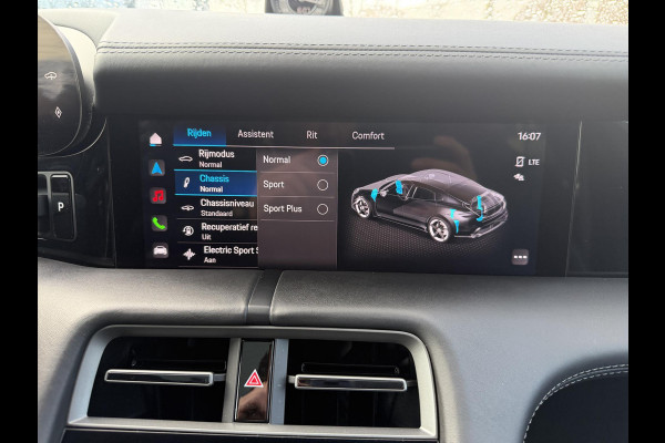 Porsche Taycan Performance 84 kWh VAN €79.900,- VOOR €74.440,- UW LENTEVOORDEEL: € 5.460,-! |SOH 100% | SPORT-CHRONO-PAKKET | CRUISE CONTROL ADAPTIEF MET STOP&GO | PANO | MEMORY SEATS  | 360 GRADEN CAMERA | VOLLE AUTO | 17.000KM |