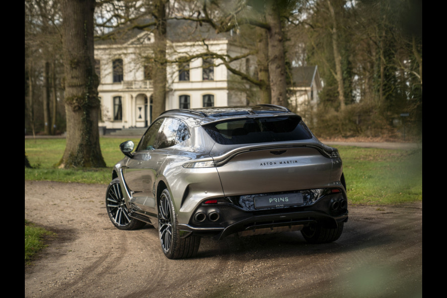 Aston Martin DBX 707 4.0 V8 | Facelift | Sports Plus Seats | Luchtvering | Stoelventilatie | Carbon! | Pano-dak