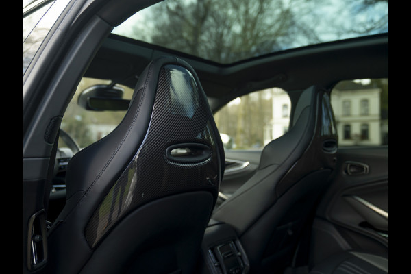 Aston Martin DBX 707 4.0 V8 | Facelift | Sports Plus Seats | Luchtvering | Stoelventilatie | Carbon! | Pano-dak