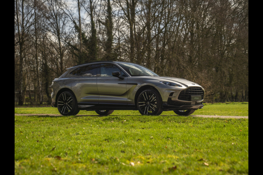 Aston Martin DBX 707 4.0 V8 | Facelift | Sports Plus Seats | Luchtvering | Stoelventilatie | Carbon! | Pano-dak