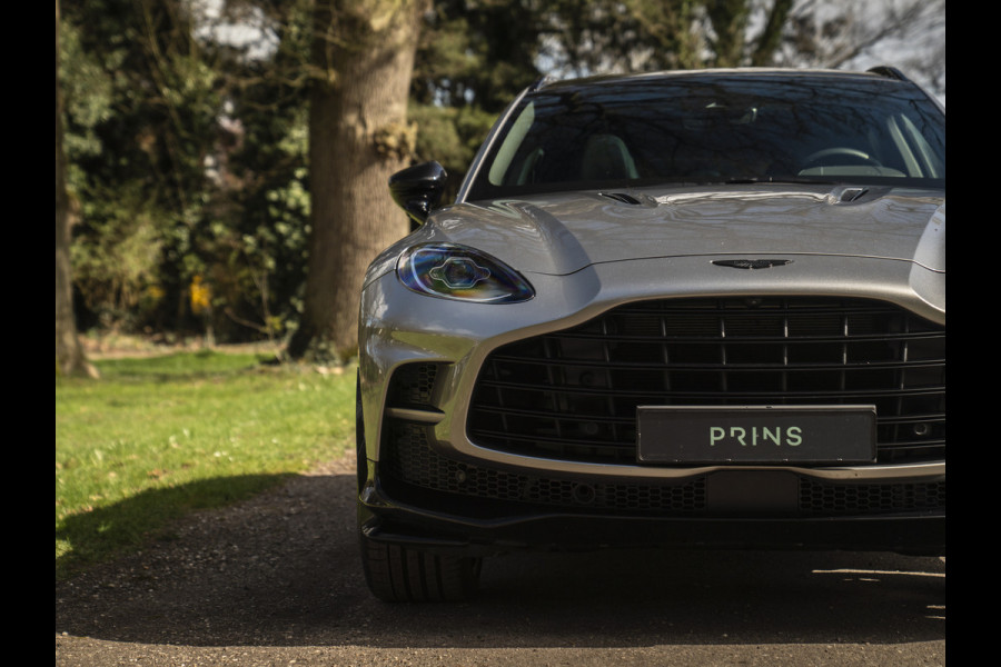 Aston Martin DBX 707 4.0 V8 | Facelift | Sports Plus Seats | Luchtvering | Stoelventilatie | Carbon! | Pano-dak