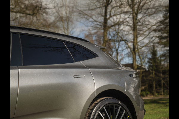 Aston Martin DBX 707 4.0 V8 | Facelift | Sports Plus Seats | Luchtvering | Stoelventilatie | Carbon! | Pano-dak