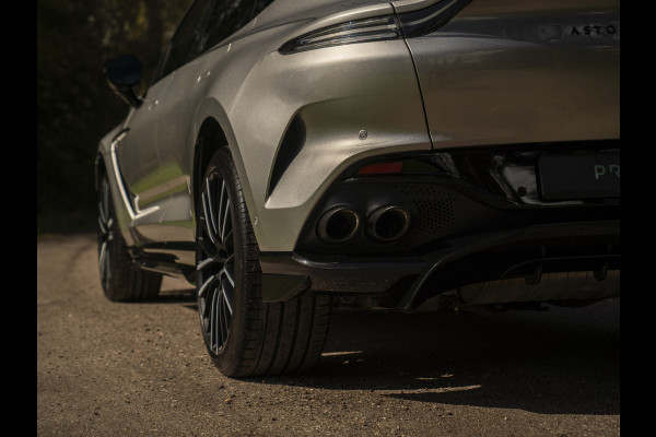 Aston Martin DBX 707 4.0 V8 | Facelift | Sports Plus Seats | Luchtvering | Stoelventilatie | Carbon! | Pano-dak