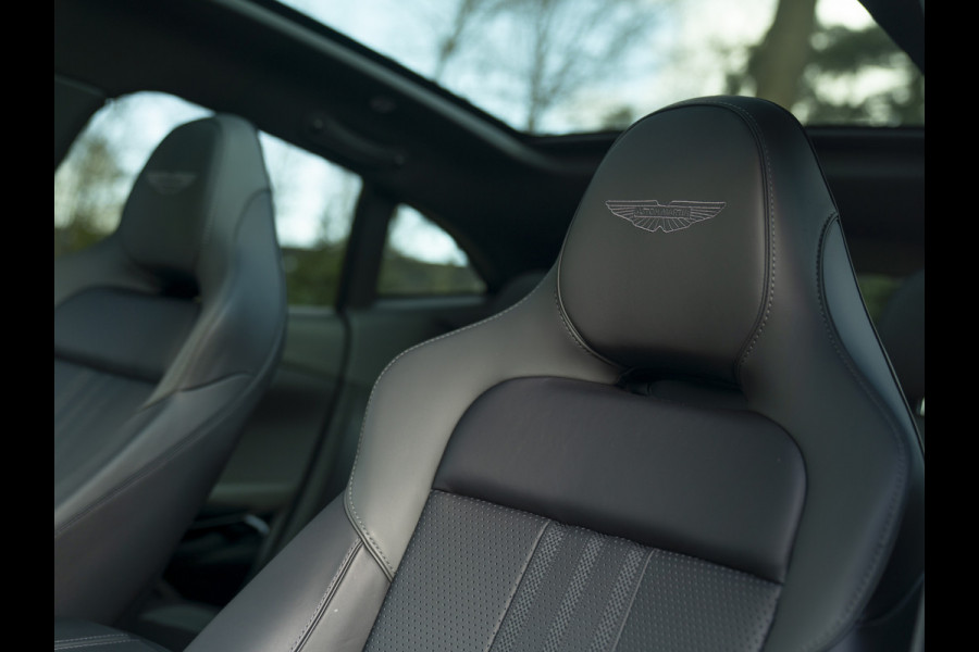 Aston Martin DBX 707 4.0 V8 | Facelift | Sports Plus Seats | Luchtvering | Stoelventilatie | Carbon! | Pano-dak