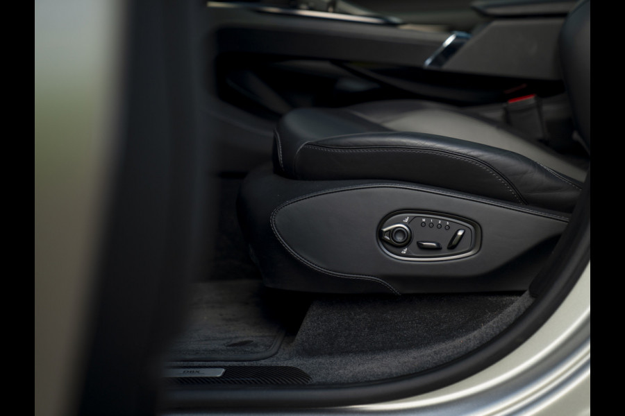 Aston Martin DBX 707 4.0 V8 | Facelift | Sports Plus Seats | Luchtvering | Stoelventilatie | Carbon! | Pano-dak