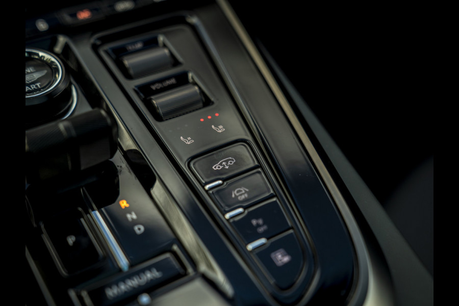 Aston Martin DBX 707 4.0 V8 | Facelift | Sports Plus Seats | Luchtvering | Stoelventilatie | Carbon! | Pano-dak