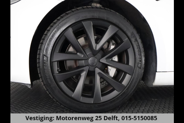 Tesla Model 3 Standard RWD Plus 60 kWh 1e EIG. SOH 92%!! GARANTIE TOT 2031* PARKEERSENSOREN V+A . PANORAMADAK . APPLE CARPLAY & ANDROID AUTO . STOELVERWARMING