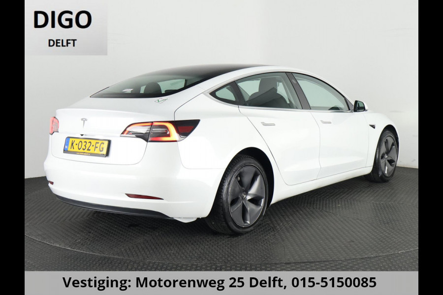 Tesla Model 3 Standard RWD Plus 60 kWh 1e EIG. SOH 92%!! GARANTIE TOT 2031* PARKEERSENSOREN V+A . PANORAMADAK . APPLE CARPLAY & ANDROID AUTO . STOELVERWARMING