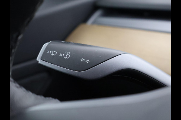 Tesla Model 3 Standard RWD Plus 60 kWh 1e EIG. SOH 92%!! GARANTIE TOT 2031* PARKEERSENSOREN V+A . PANORAMADAK . APPLE CARPLAY & ANDROID AUTO . STOELVERWARMING