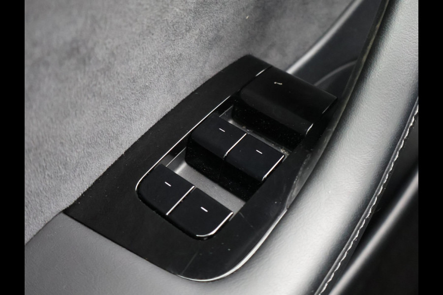 Tesla Model 3 Standard RWD Plus 60 kWh 1e EIG. SOH 92%!! GARANTIE TOT 2031* PARKEERSENSOREN V+A . PANORAMADAK . APPLE CARPLAY & ANDROID AUTO . STOELVERWARMING