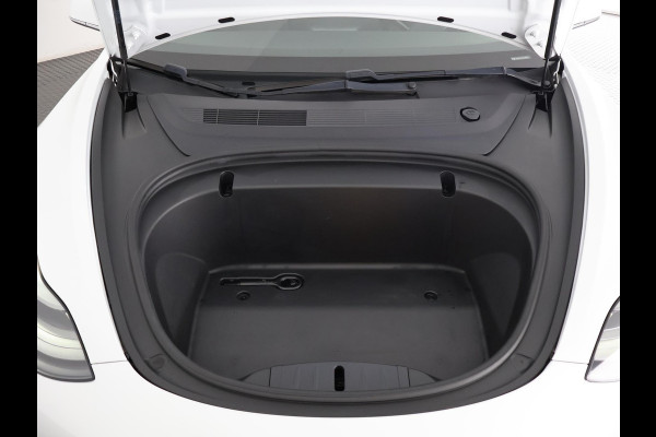 Tesla Model 3 Standard RWD Plus 60 kWh 1e EIG. SOH 92%!! GARANTIE TOT 2031* PARKEERSENSOREN V+A . PANORAMADAK . APPLE CARPLAY & ANDROID AUTO . STOELVERWARMING