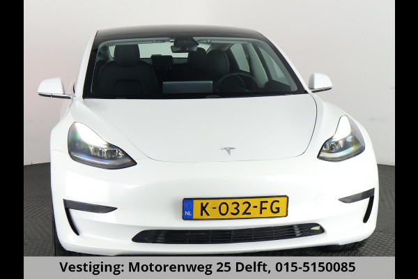 Tesla Model 3 Standard RWD Plus 60 kWh 1e EIG. SOH 92%!! GARANTIE TOT 2031* PARKEERSENSOREN V+A . PANORAMADAK . APPLE CARPLAY & ANDROID AUTO . STOELVERWARMING
