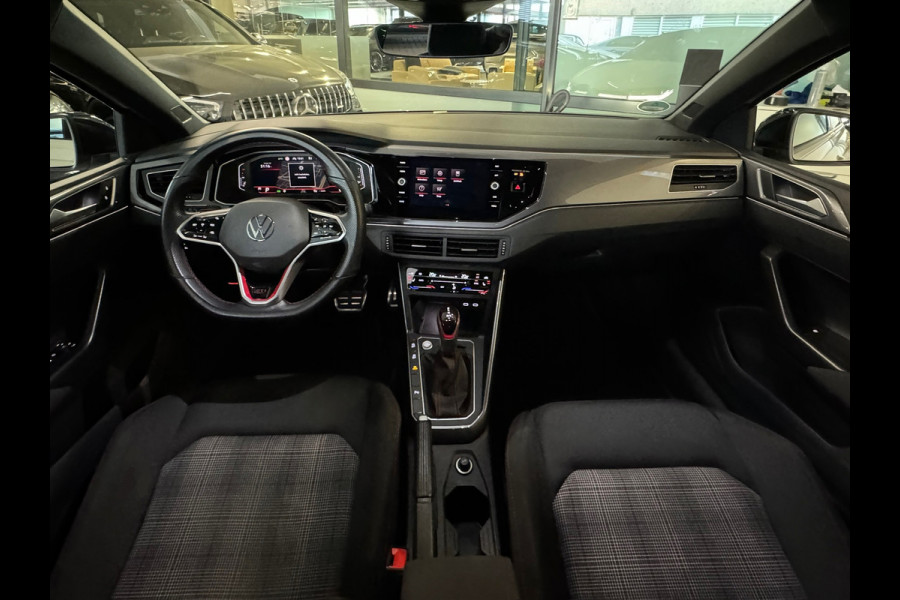 Volkswagen Polo 2.0 TSI GTI Sfeer|CarPlay|IQ|Keyless|Virtual