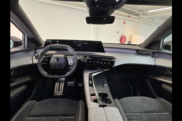 Peugeot E-5008 GT Avantage 73 kWh Mistral Executive Interior (AGR) | 360 camera | Massagestoelen | Stoel en stuurverwarming |