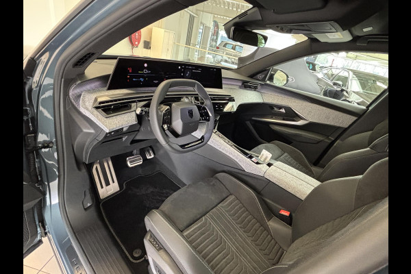 Peugeot E-5008 GT Avantage 73 kWh Mistral Executive Interior (AGR) | 360 camera | Massagestoelen | Stoel en stuurverwarming |