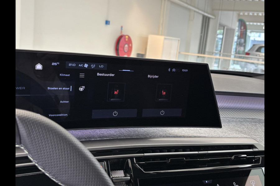 Peugeot E-5008 GT Avantage 73 kWh Mistral Executive Interior (AGR) | 360 camera | Massagestoelen | Stoel en stuurverwarming |