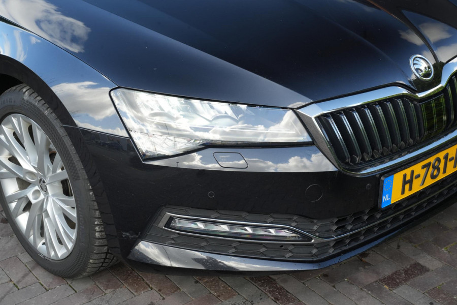 Škoda Superb 1.5 TSI ACT Business Edition Adaptieve Cruise Virtual Dash Leer Alcantara