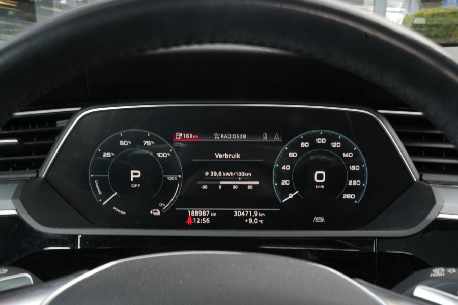 Audi e-tron e-tron 50 quattro Launch edition plus 71 kWh Panoramadak Adaptieve Cruise Leer Memory PDC