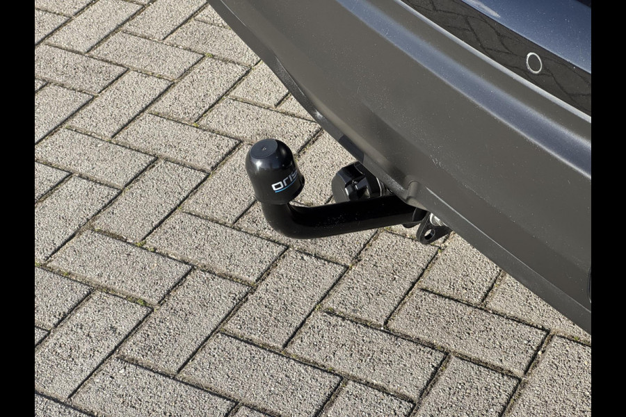 Nissan QASHQAI 1.3 DIG-T Business Edition TREKHAAK | NAVI | PANODAK STOELVERWARMING