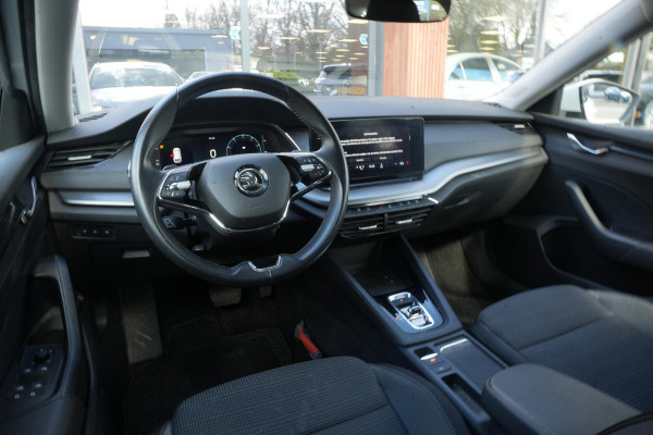 Škoda Octavia Combi 1.4 TSI iV PHEV Business Edition Adaptieve Cruise Virtual Dash Navi Trekhaak