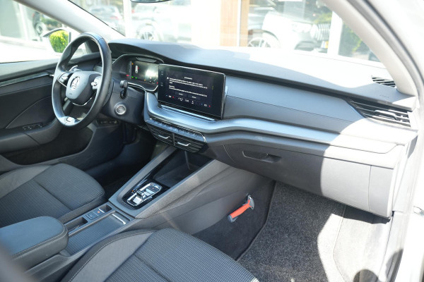 Škoda Octavia Combi 1.4 TSI iV PHEV Business Edition Adaptieve Cruise Virtual Dash Navi Trekhaak