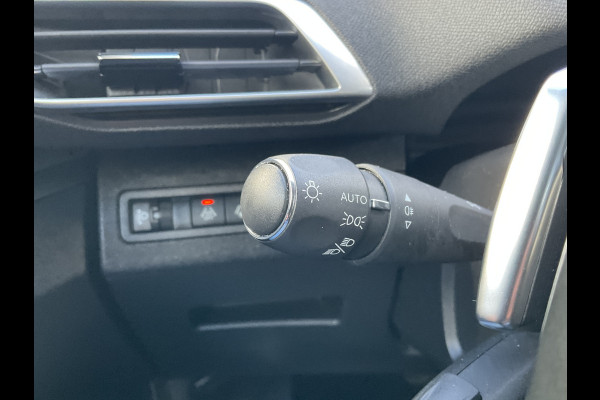 Peugeot 3008 1.6 HYbrid 225 GT Pack Plug-in Trekhaak Camera Navigatie PHEV Business