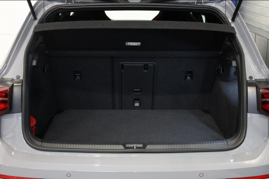 Volkswagen Golf 2.0 TSI GTI Clubsport 45 Jahre Edition 300+PK AKRAPOVIC/IQ/VIRTUAL/SFEER/PANO/LEER/CAM/LINE/ACC/12 MND GARANTIE!