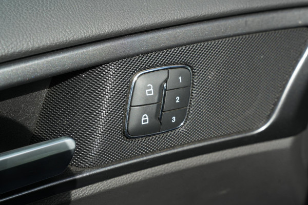 Ford Mondeo Wagon 2.0 IVCT HEV Titanium Leer Stoelvent. Cruise Clima PDC